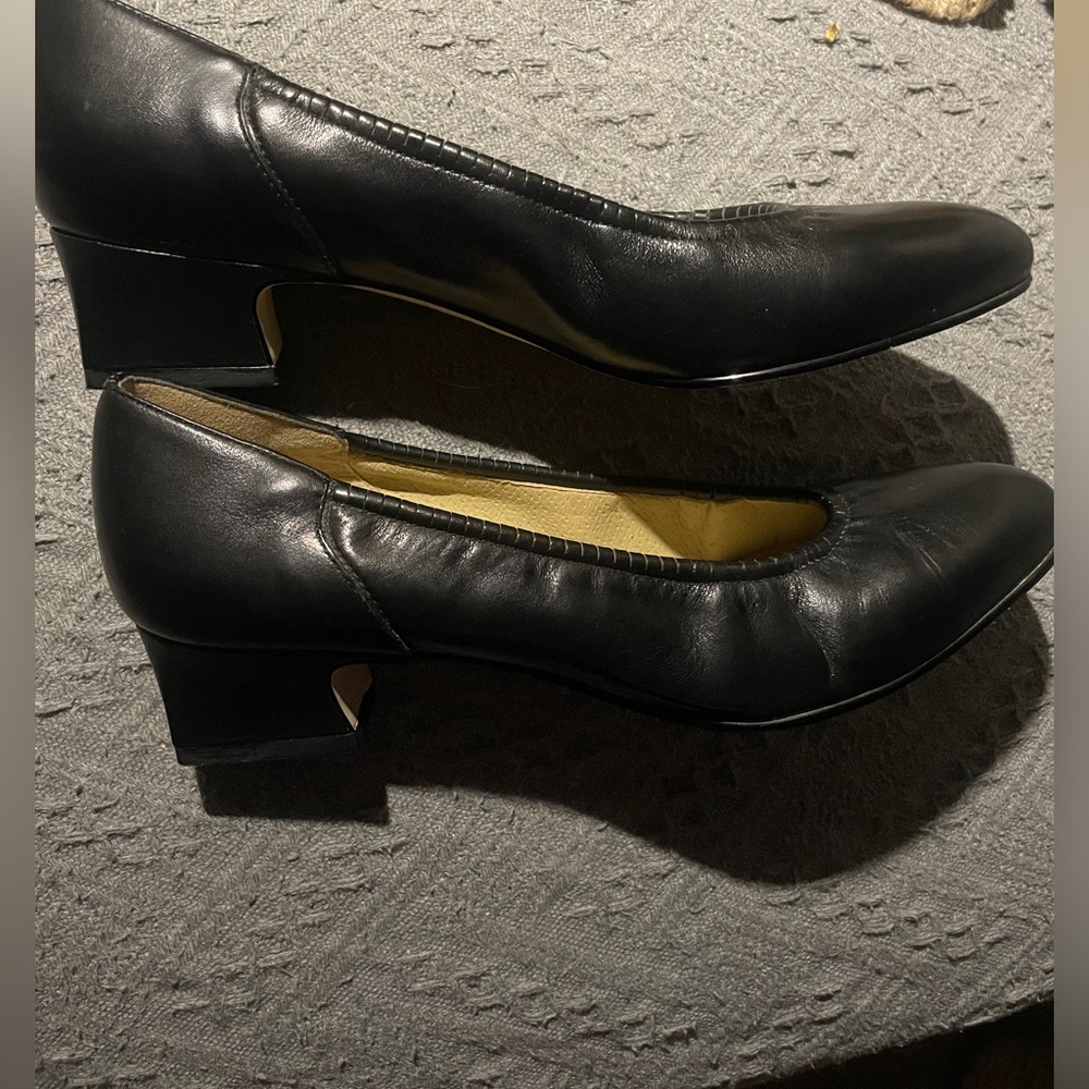 Women vintage Naturalizer LEATHER UPPER Dress Shoes Black   Size 7